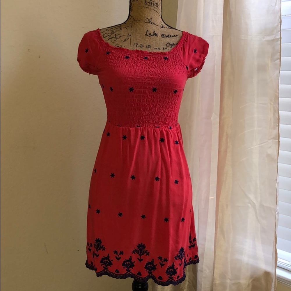 Love tree pink dress. Small.